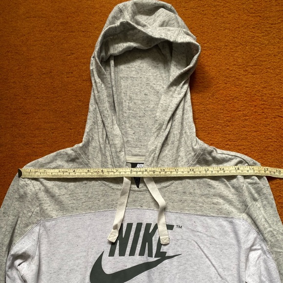 Nike Lightweight Hoodie - Picture 2 of 7